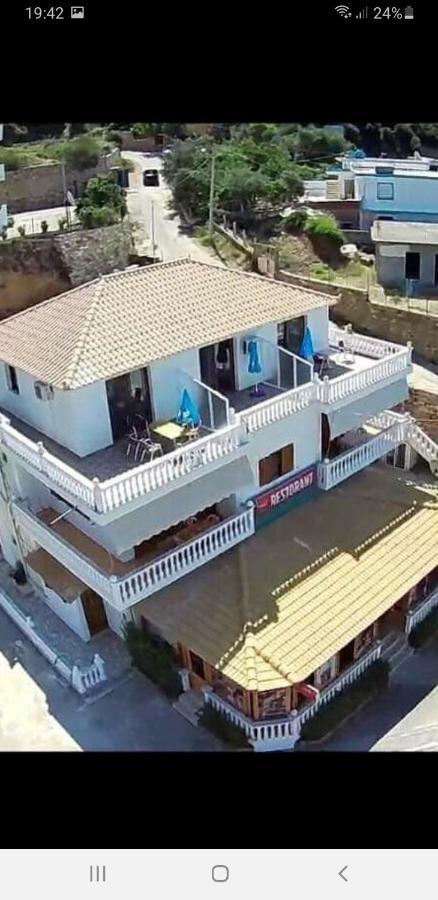 Hotel Lagjini Lukova Kültér fotó