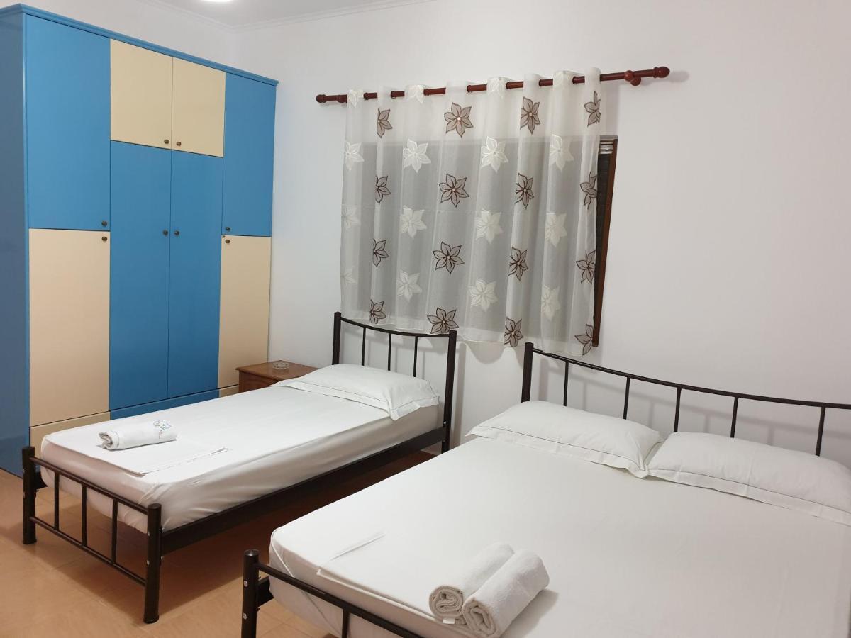 Hotel Lagjini Lukova Kültér fotó